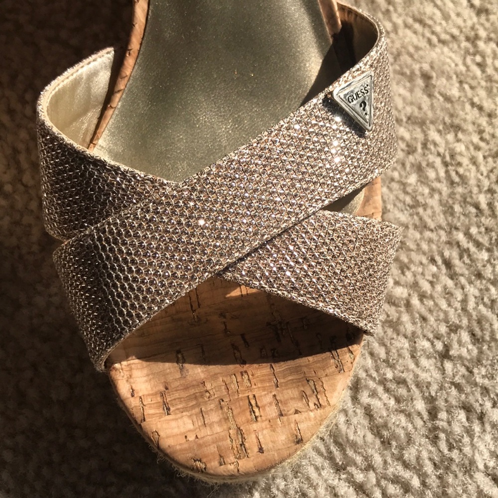 Gold wedges